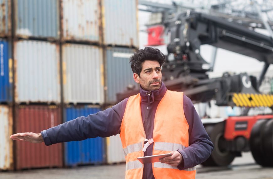 Can the Freight Forwarder Be the Importer of Record? Featured Image 000113