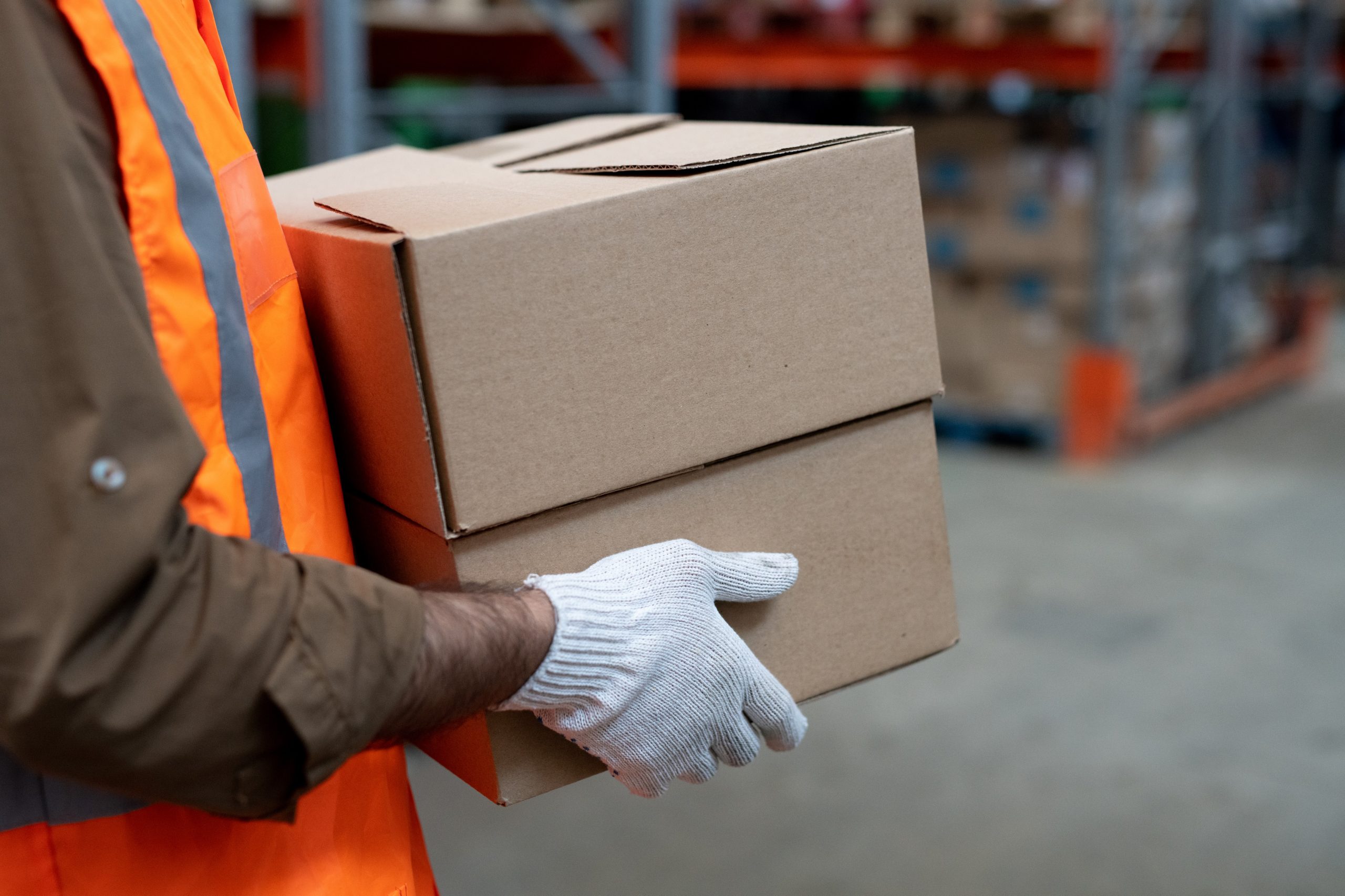 White-Glove Delivery vs. Standard Delivery: